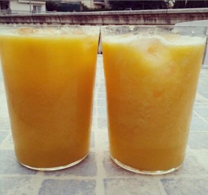Smoothie de melón y mango propuesto por Les Coses Bones de Molins deRei